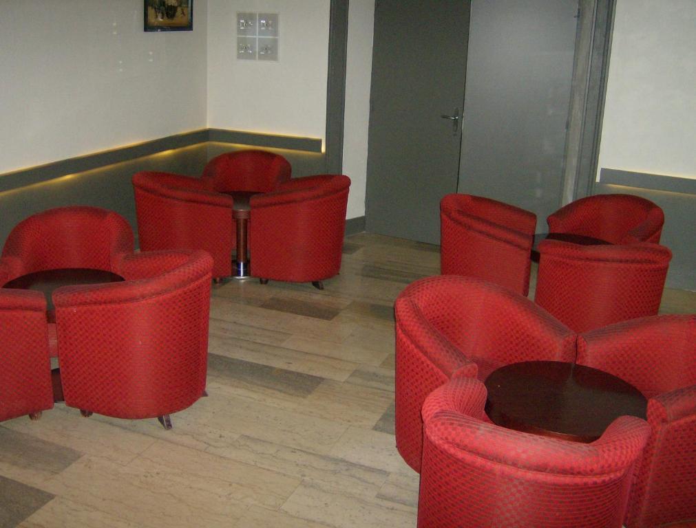 Hotel Restaurant Du Parc De La Colombiere Dijon Dış mekan fotoğraf